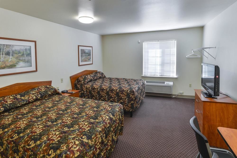 Woodspring Suites Конро Екстериор снимка